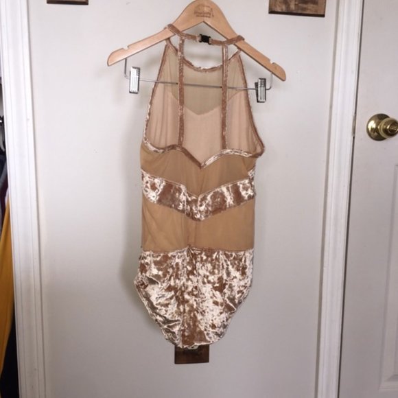 Sadie Jane velvet bodysuit szAS - Picture 2 of 9